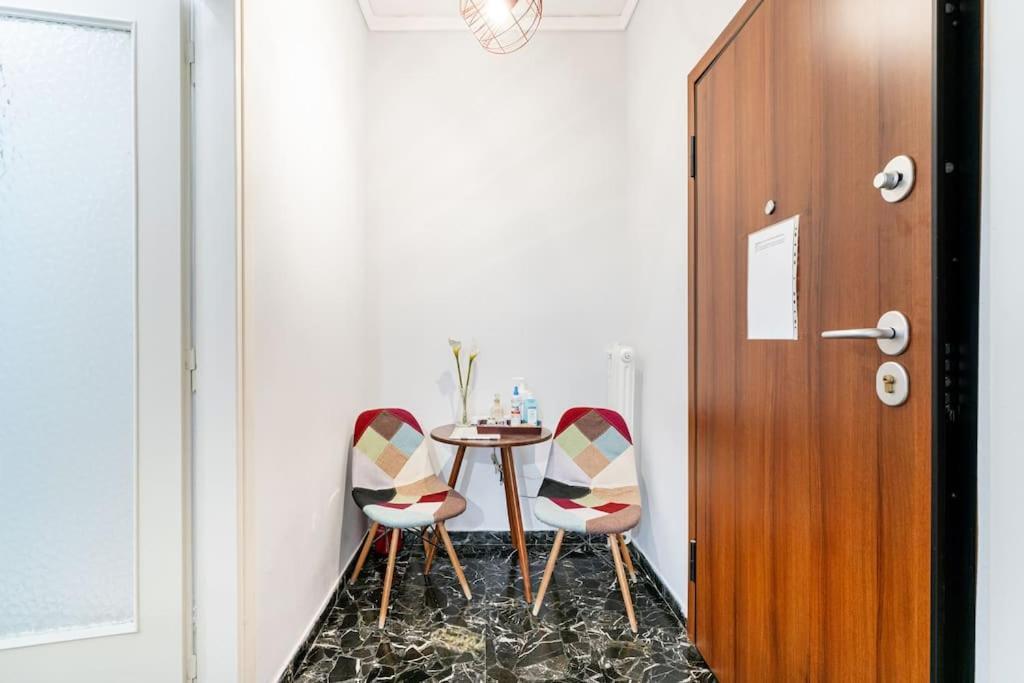 Downtown Cute Apt In The Heart Of Plaka Athens Luaran gambar