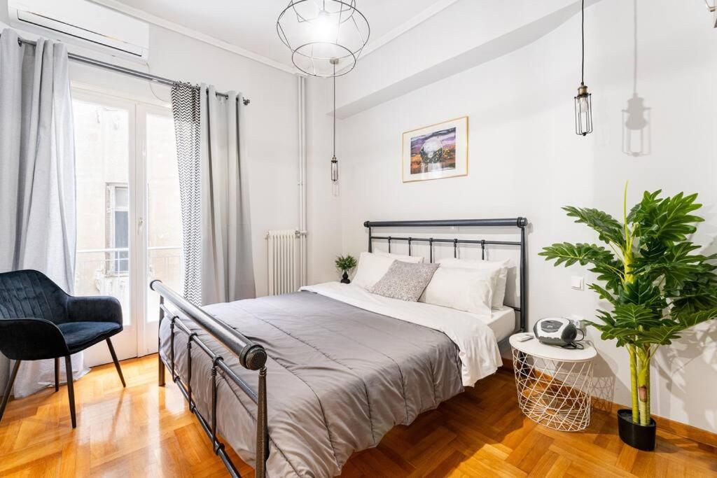 Downtown Cute Apt In The Heart Of Plaka Athens Luaran gambar